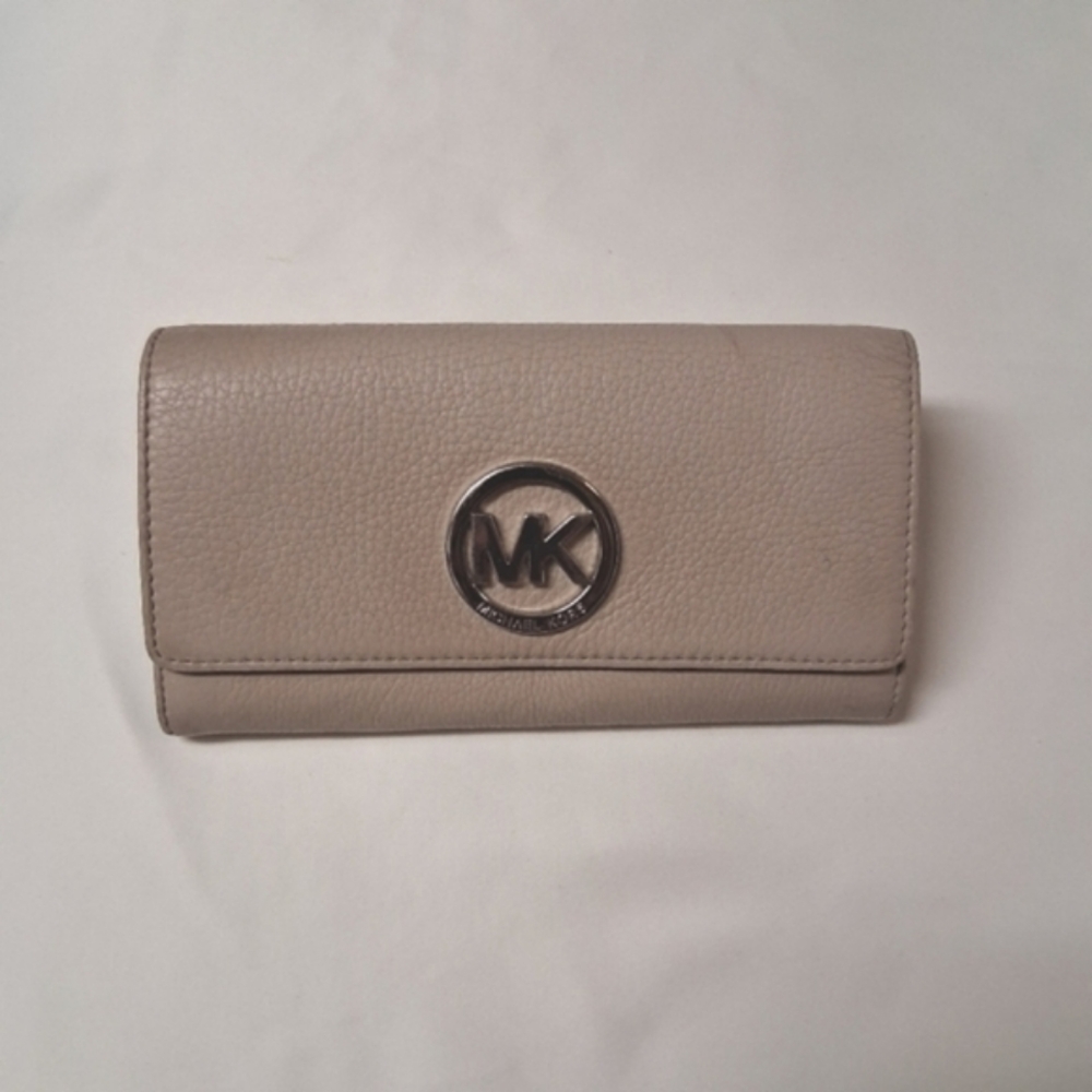 Michael Kors Tan Leather Wallet For Women